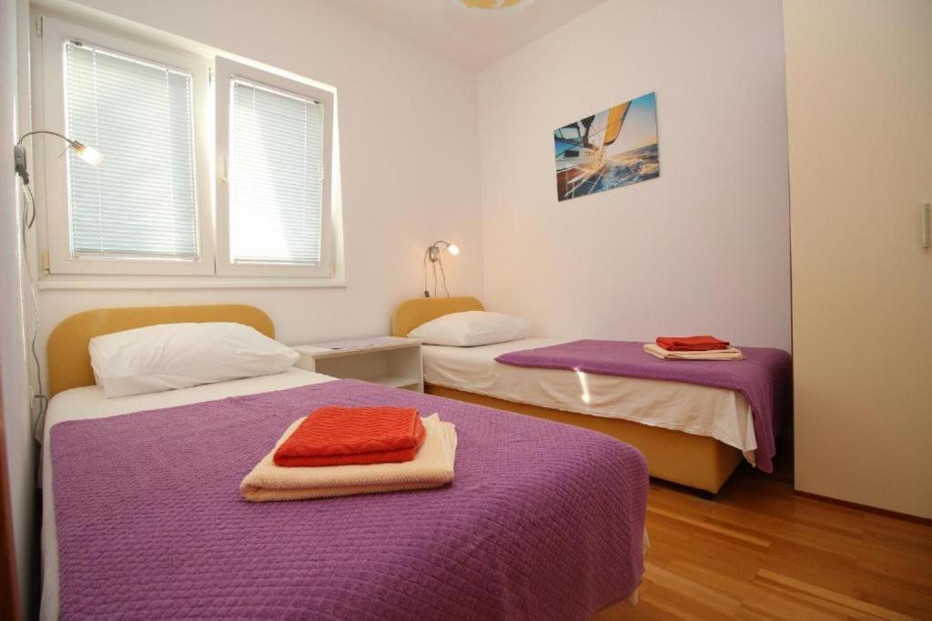 Apartmani Zec Šilo Kültér fotó