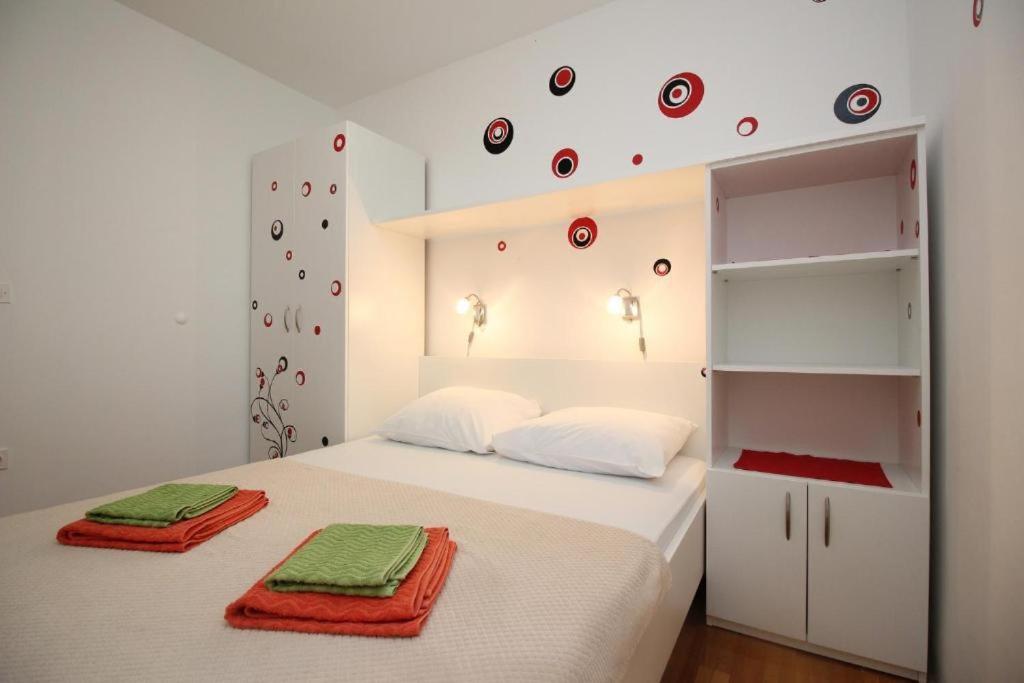Apartmani Zec Šilo Kültér fotó