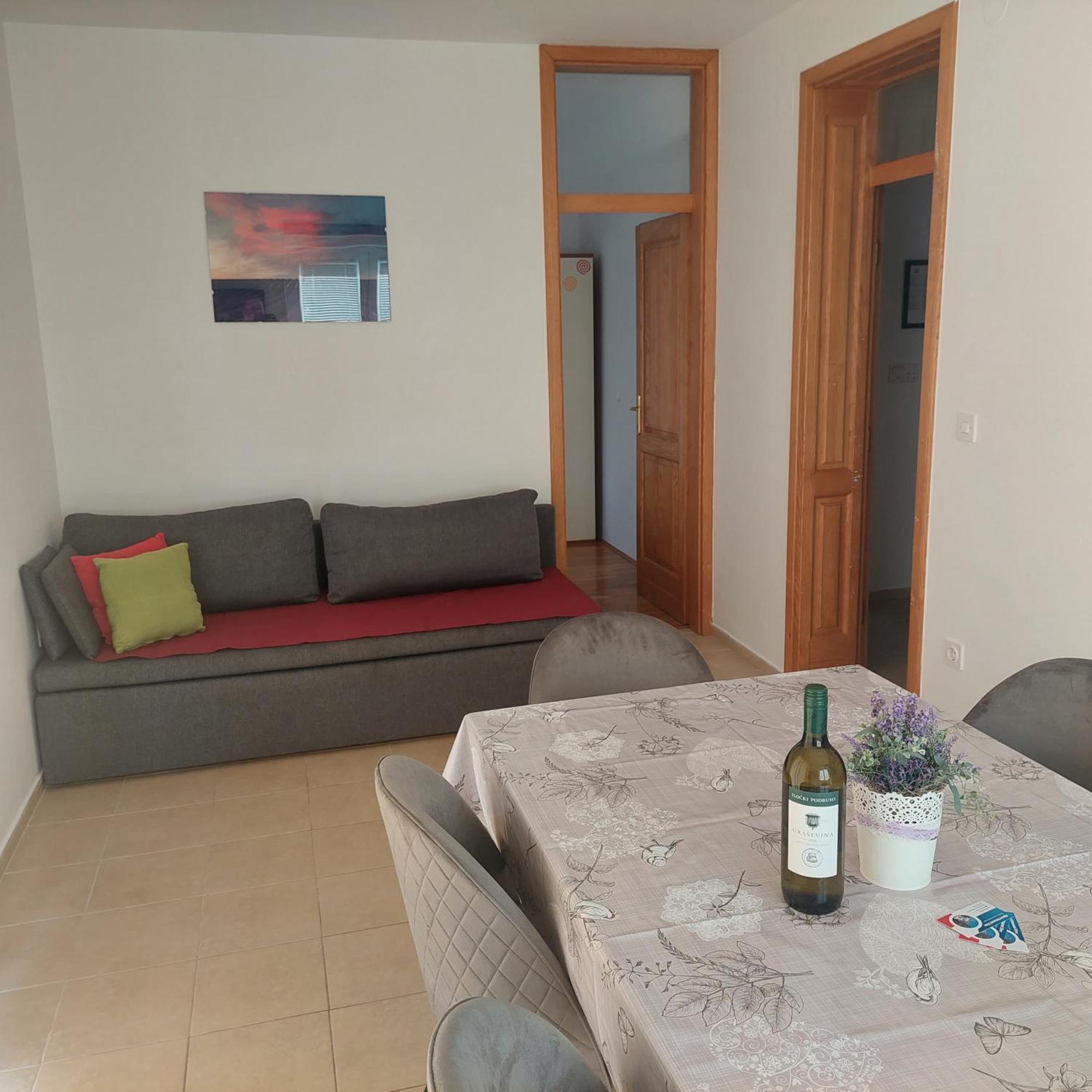 Apartmani Zec Šilo Kültér fotó