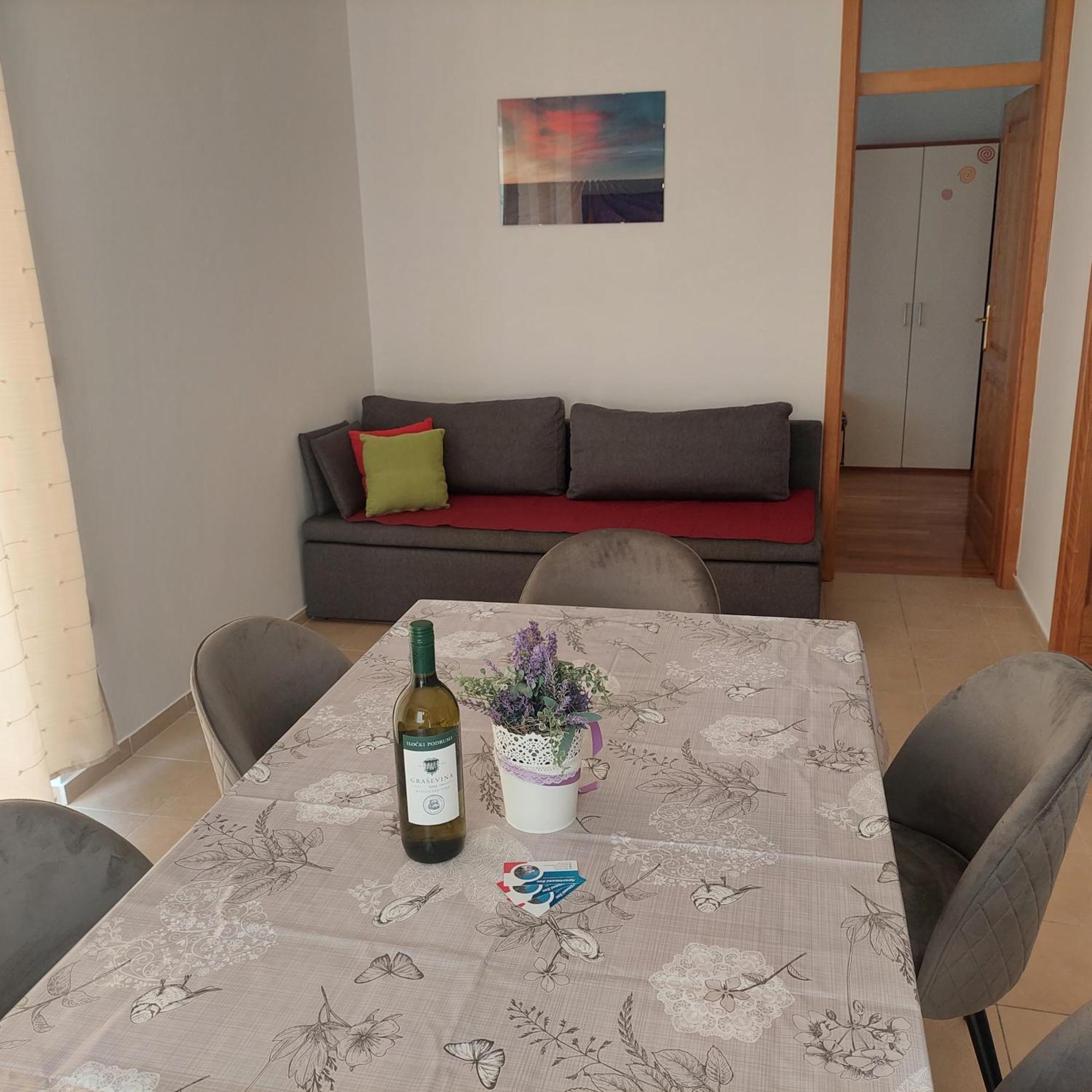 Apartmani Zec Šilo Kültér fotó