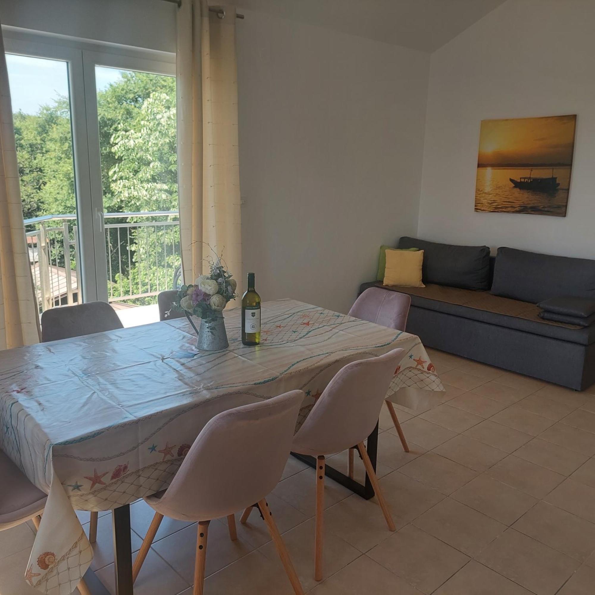 Apartmani Zec Šilo Kültér fotó