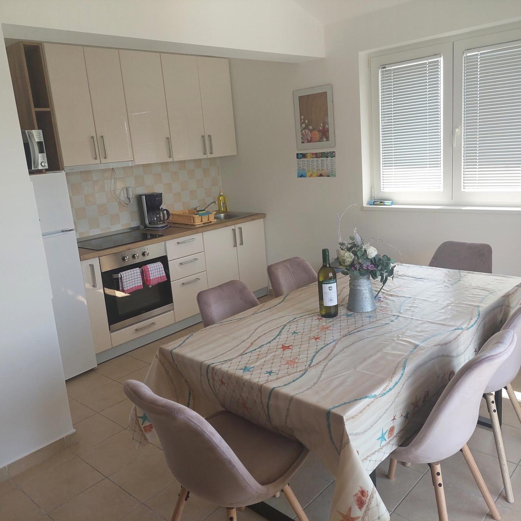 Apartmani Zec Šilo Kültér fotó