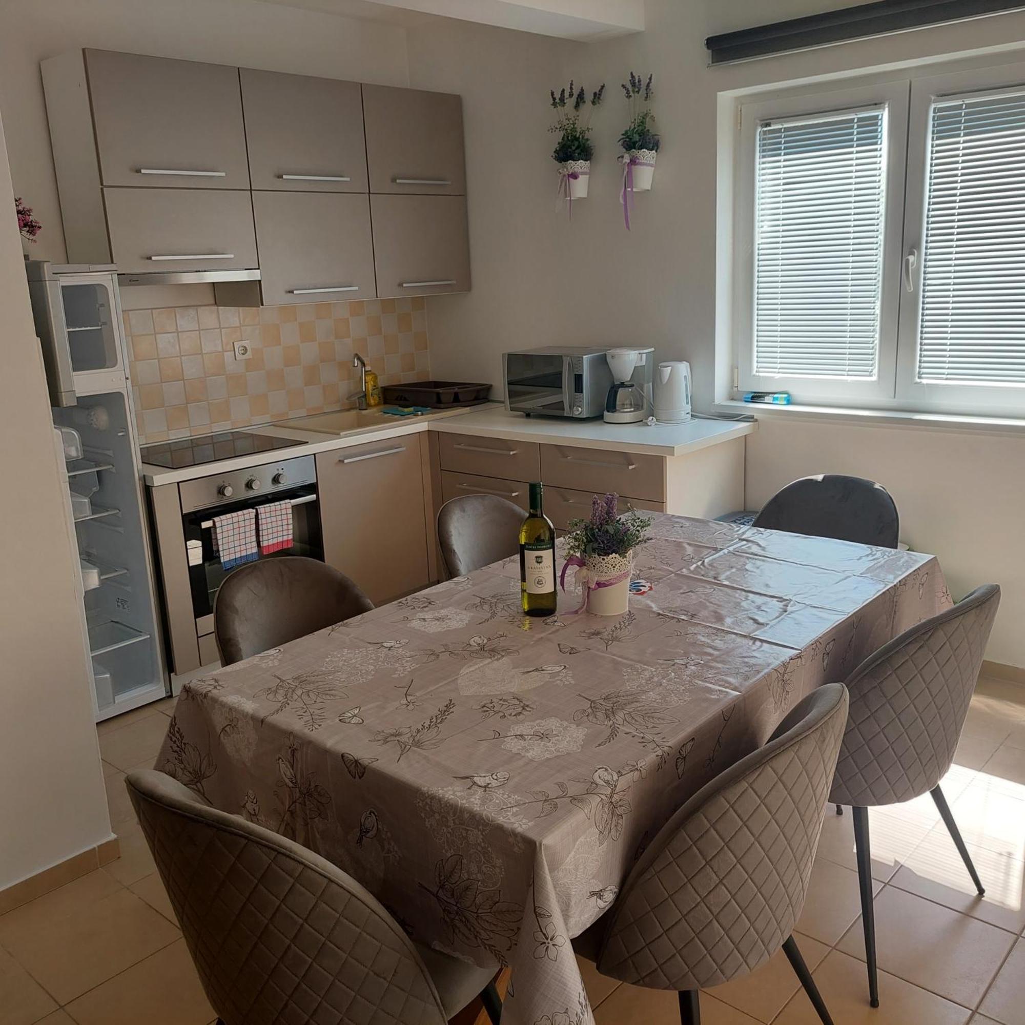 Apartmani Zec Šilo Kültér fotó