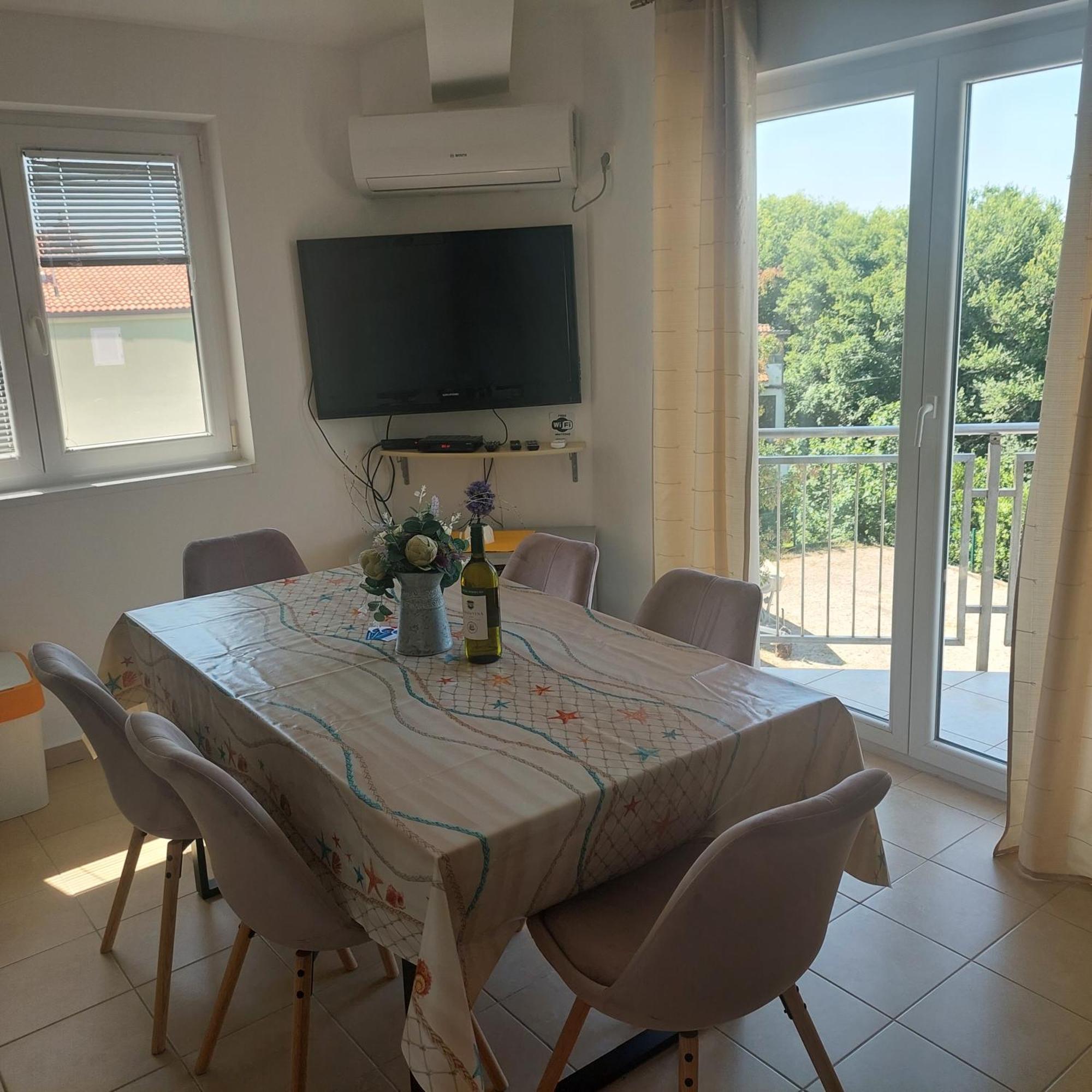 Apartmani Zec Šilo Kültér fotó